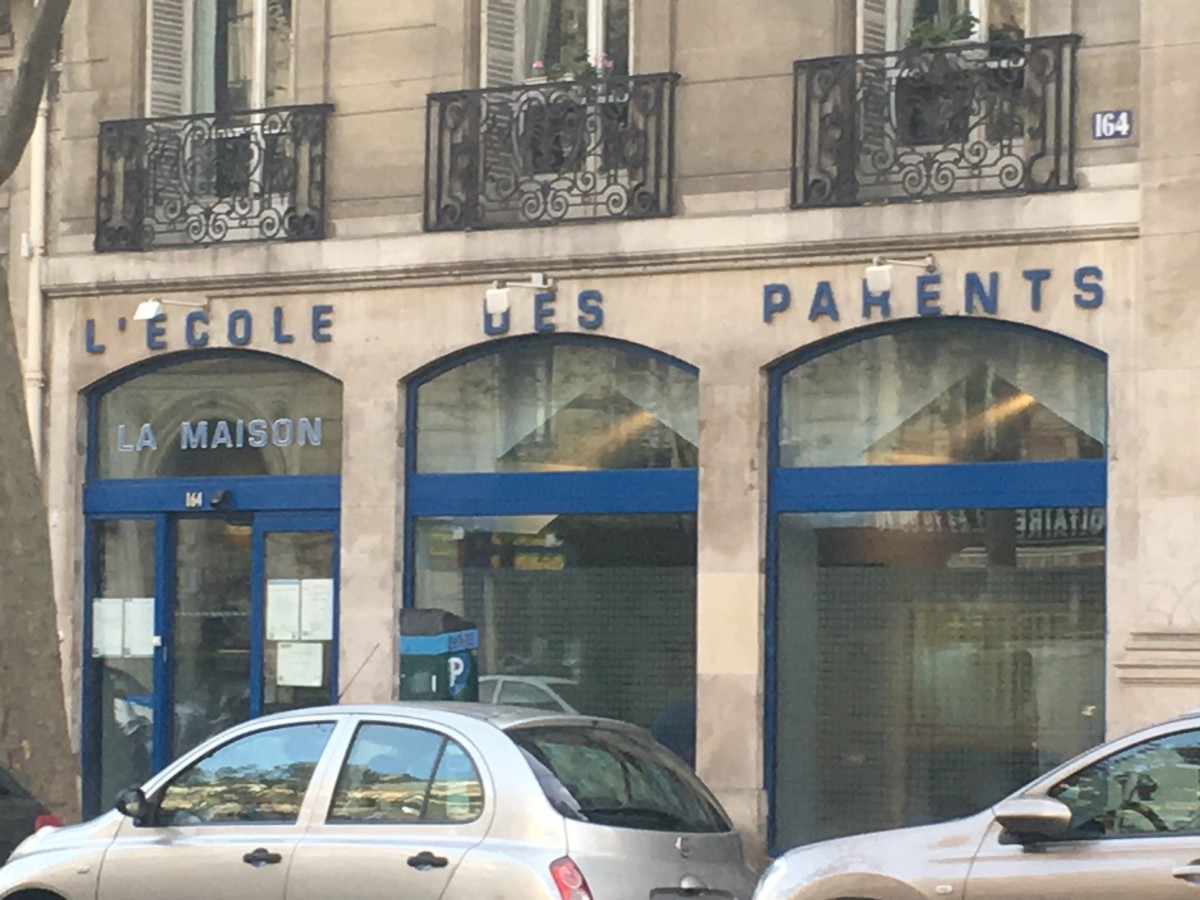 Ecole des parents — The Cheapest University